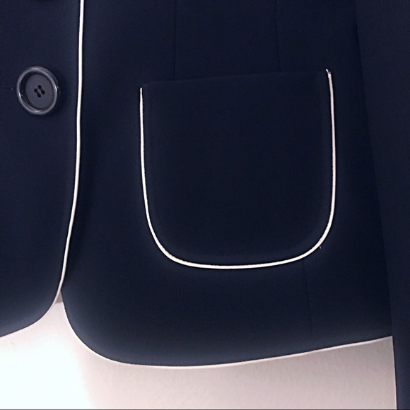 NWT Tahari Navy Blue Blazer Petite Size 6 - Picture 3 of 8